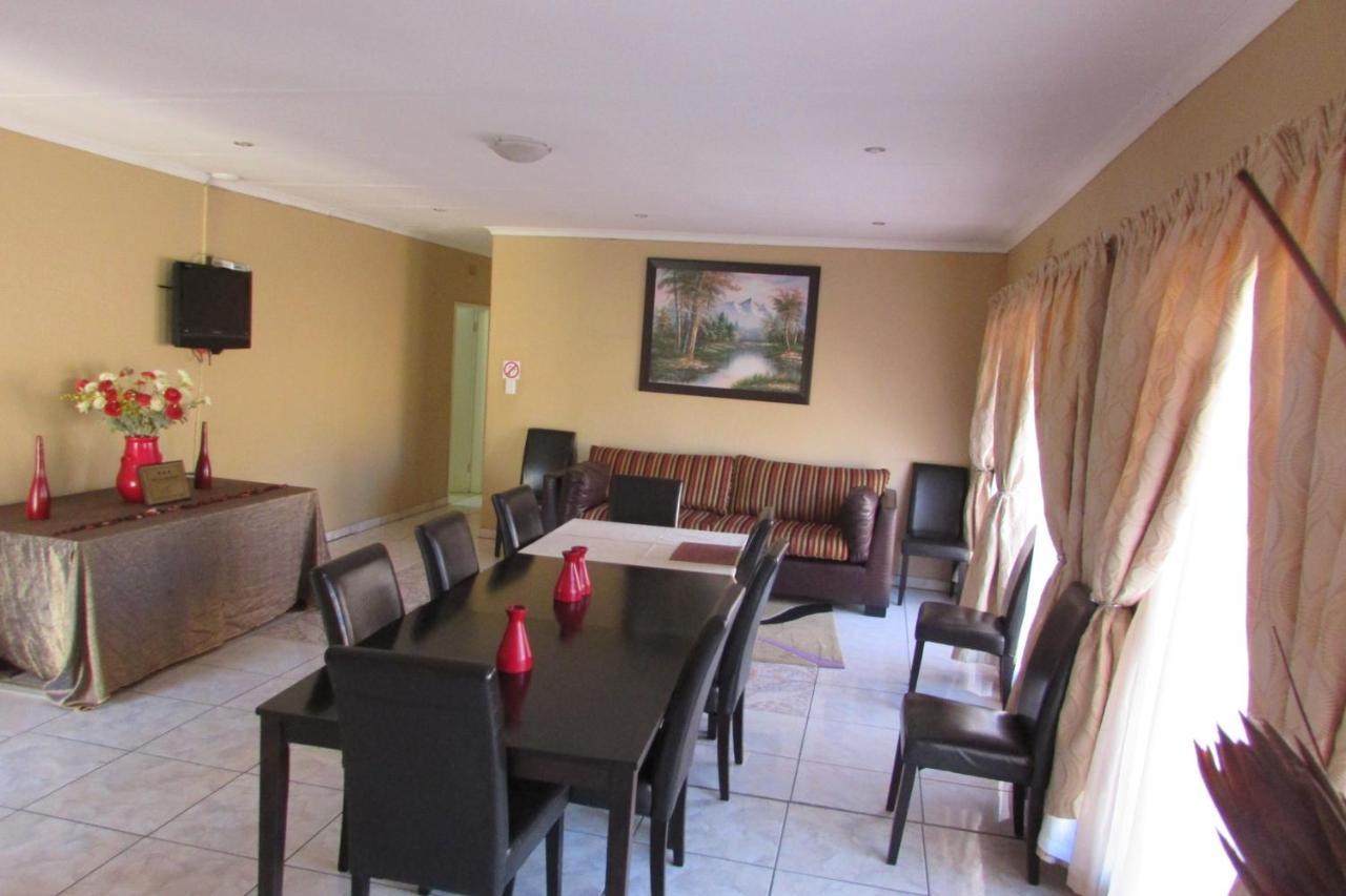 Oasis Of Life Guest House 威特班克 外观 照片